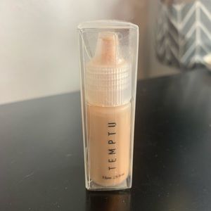 Temptu airbrush foundation